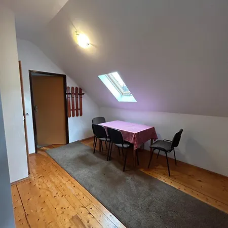 Gorski Czarna Gora Przy Wyciagach