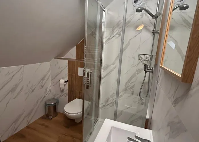 Gorski Czarna Gora Przy Wyciagach