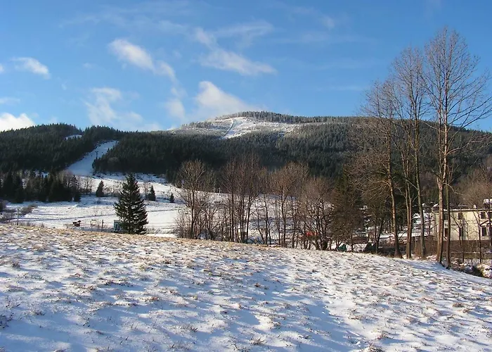 Gorski Czarna Gora Przy Wyciagach *